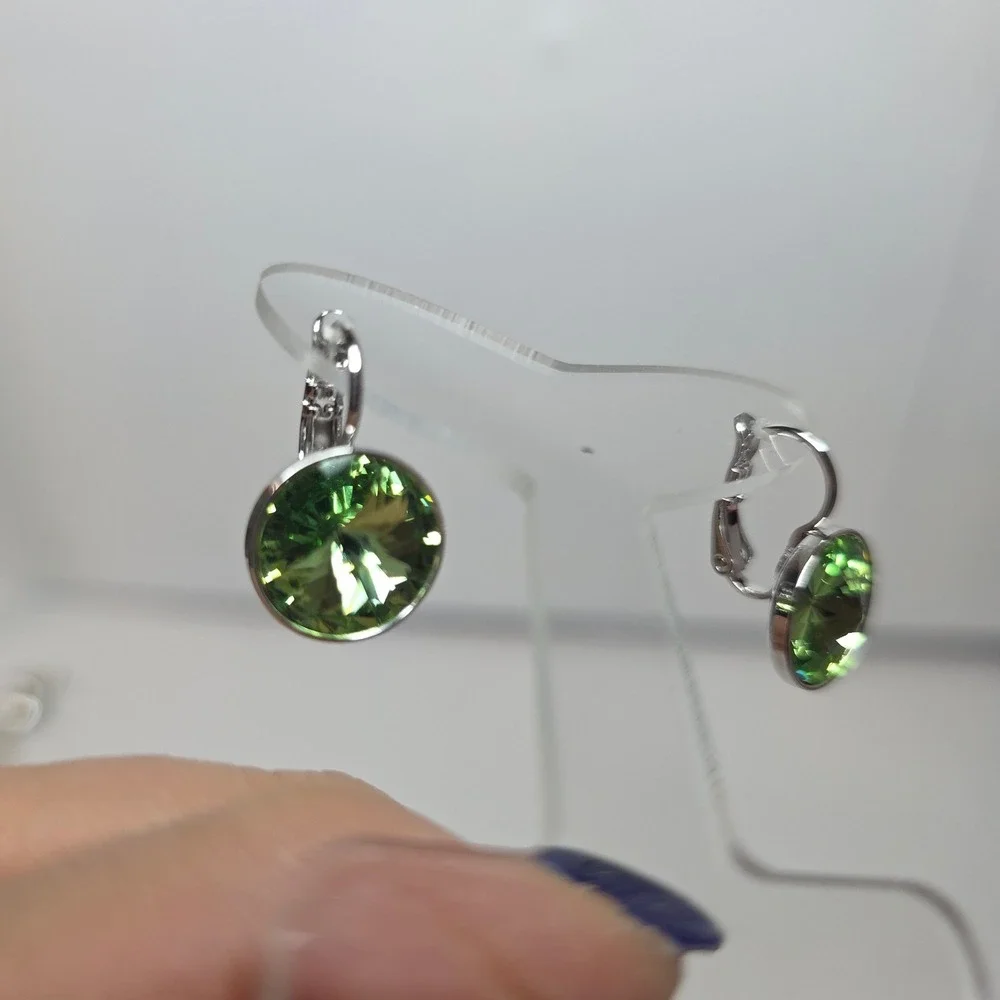 New! Swarovski Elements PeridotGreen Leverback Platinum Plated Earrings 13mm #7